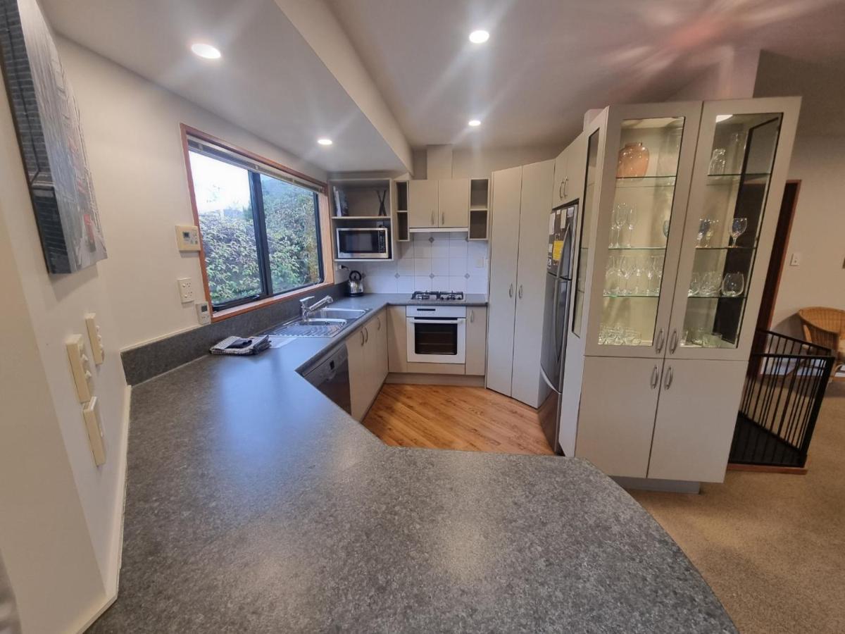 4A Bath Street Villa แฮนเมอร์สปริงส์ ภายนอก รูปภาพ